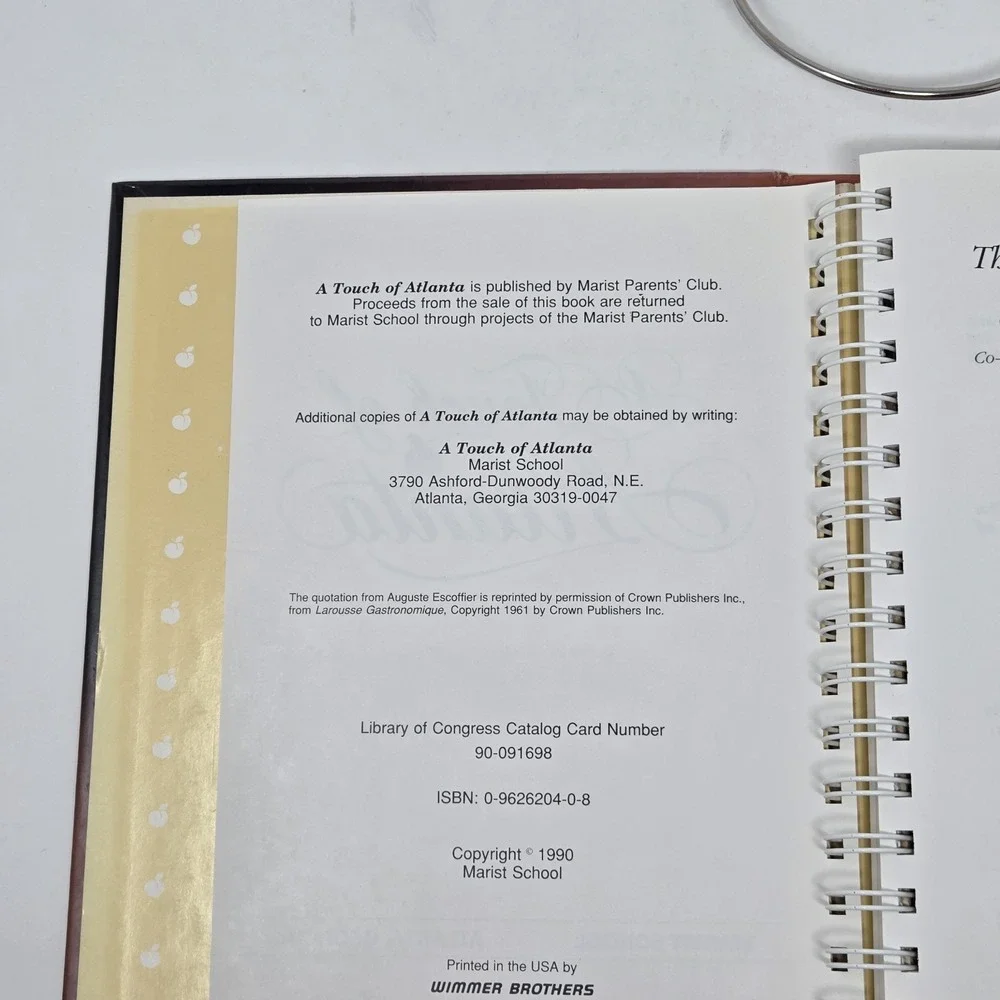 A Touch Of ATLANTA: Cookbook  Southern Hospitality By Marist School 1990